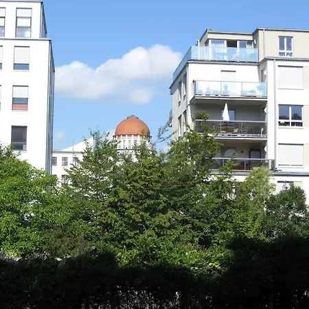 Petersweitblick-bayerischer Bahnhof 公寓 *